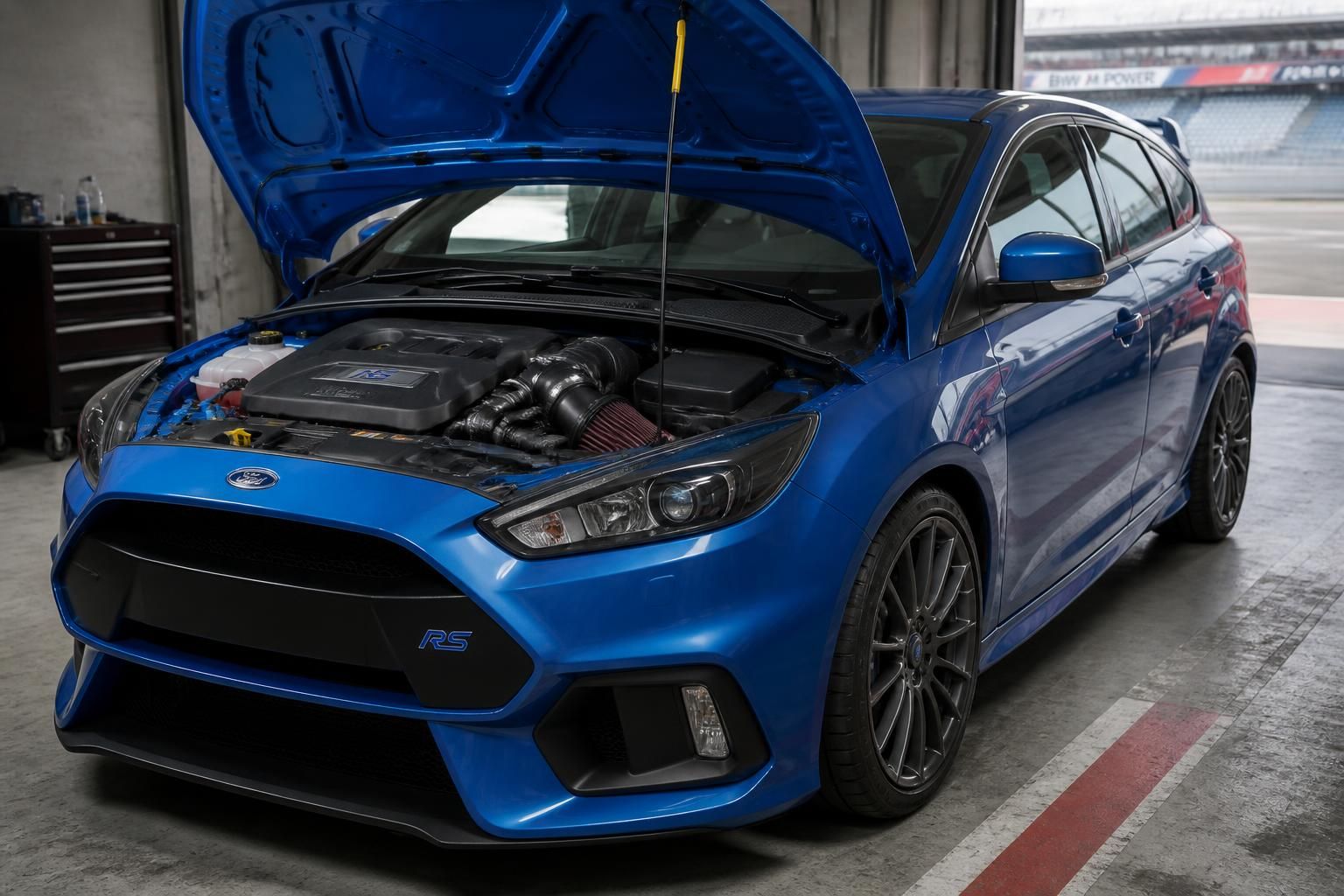 découvrez la ford focus rs mk3, une sportive iconique alliant design agressif, performances exceptionnelles et technologies avancées pour une expérience de conduite inoubliable.